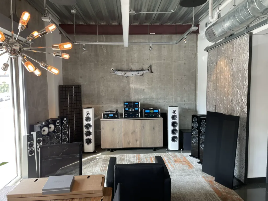 Dynamic Audio Showroom